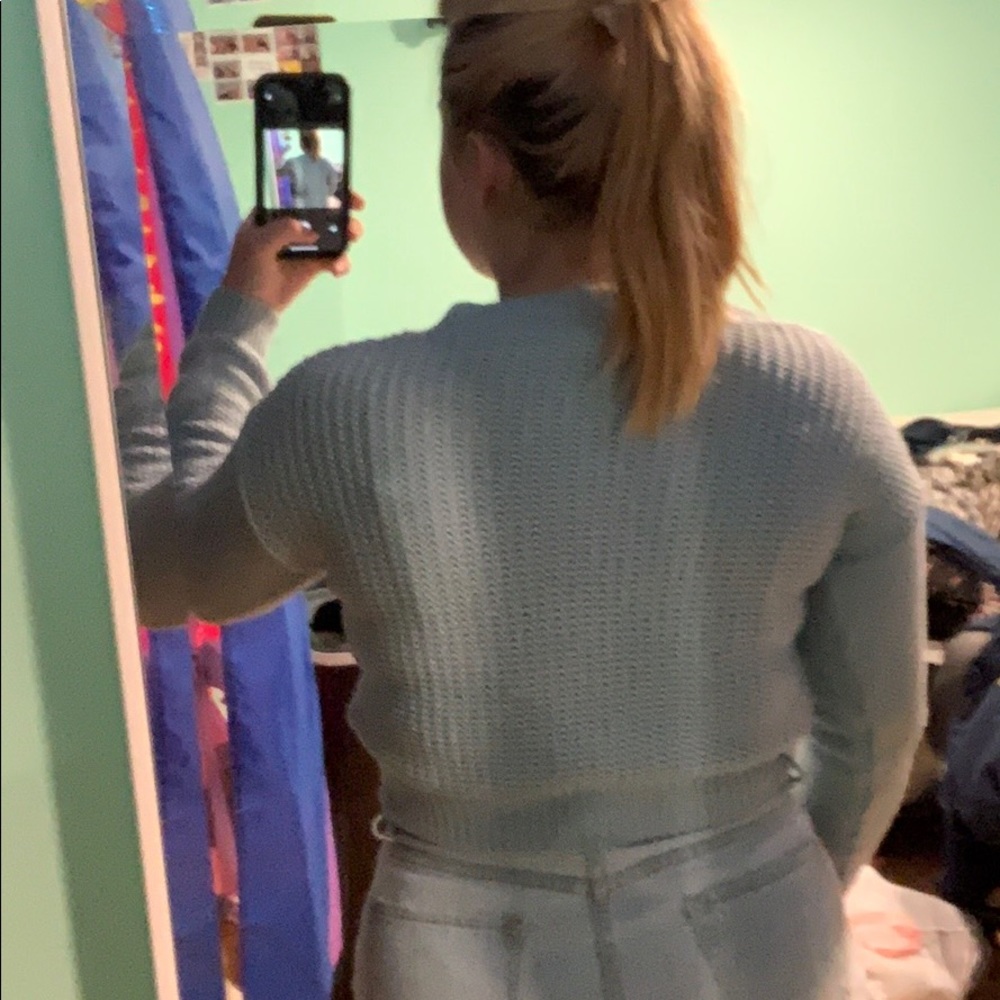 Cropped sweater - Picture 2 of 2